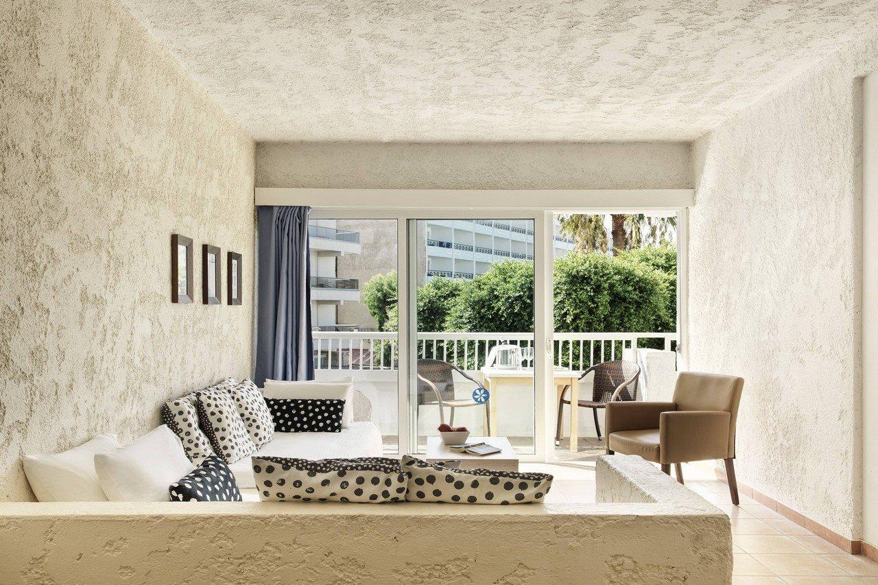 The Apartments By Esperia Rhodes City Buitenkant foto